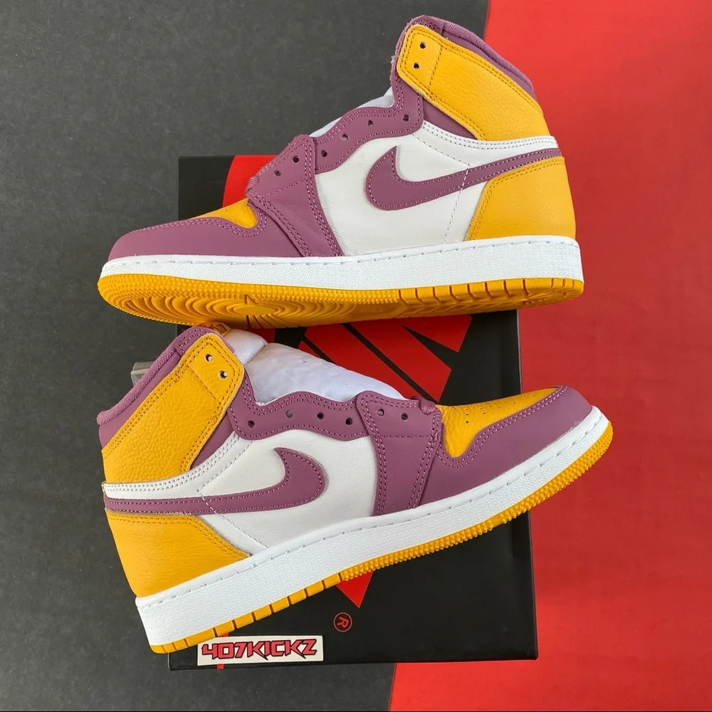 Air Jordan 1 High Brotherhood 💛💜 - Picture 7 of 14